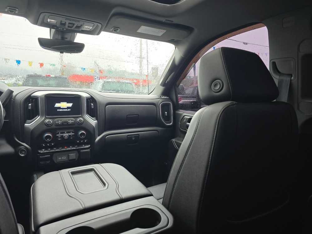 Used 2021 Chevrolet Silverado 3500 LTZ w/ LTZ Premium Package image 14