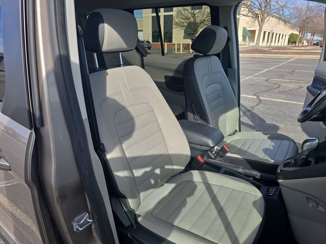 Certified 2020 Ford Transit Connect Titanium image 25