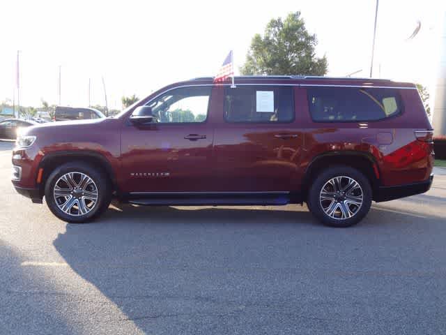 Used 2024 Jeep Wagoneer L Series II w/ Flexible Seating Group AWD/4WD image 2
