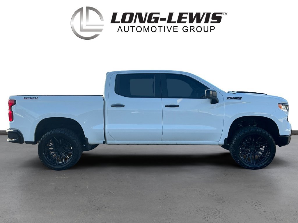 Used 2025 Chevrolet Silverado 1500 LT Trail Boss w/ Convenience Package II AWD/4WD image 8