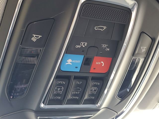 Used 2023 Jeep Grand Cherokee 4WD 4xe image 22