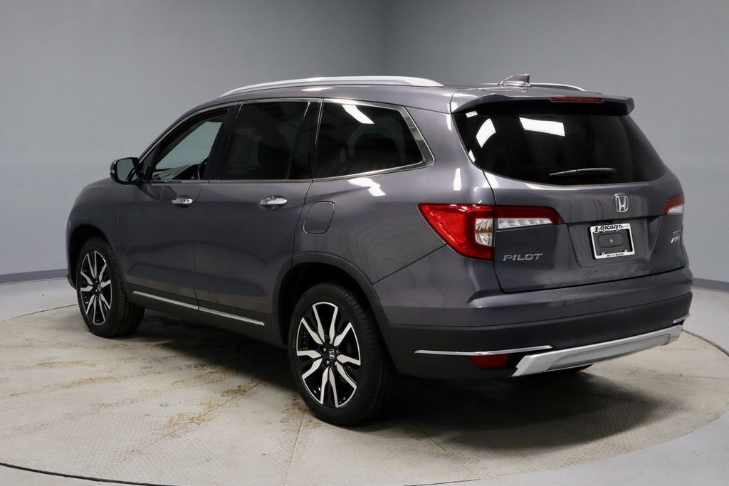 Used 2022 Honda Pilot Touring image 3