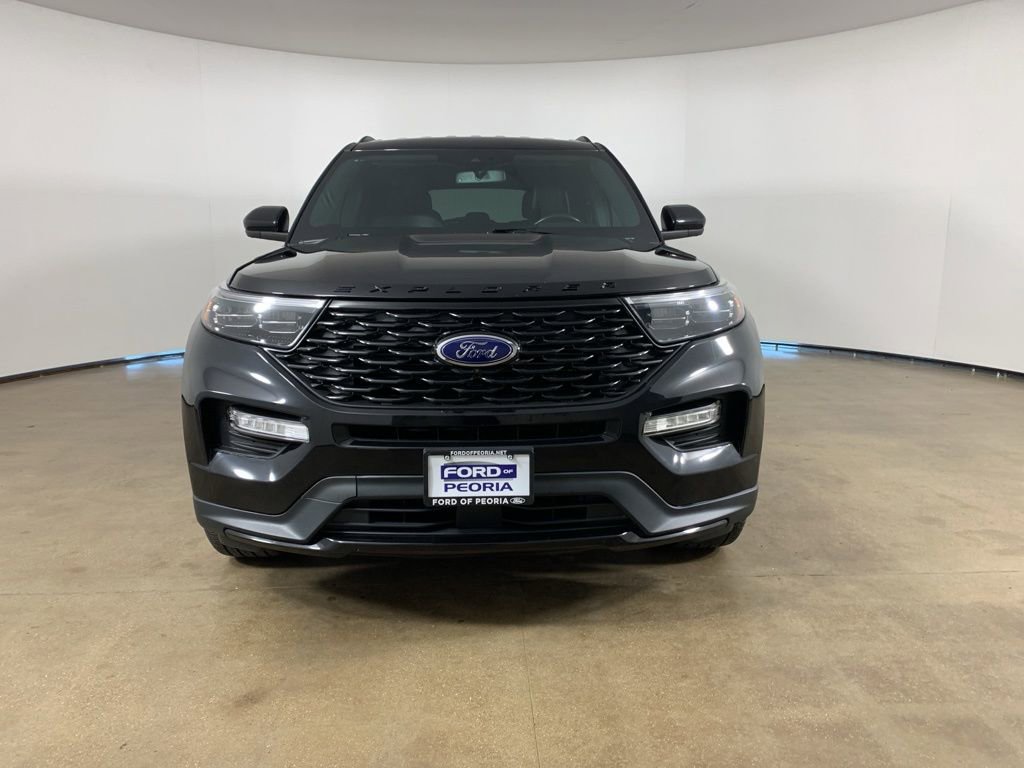 Certified 2023 Ford Explorer ST-Line AWD/4WD image 3