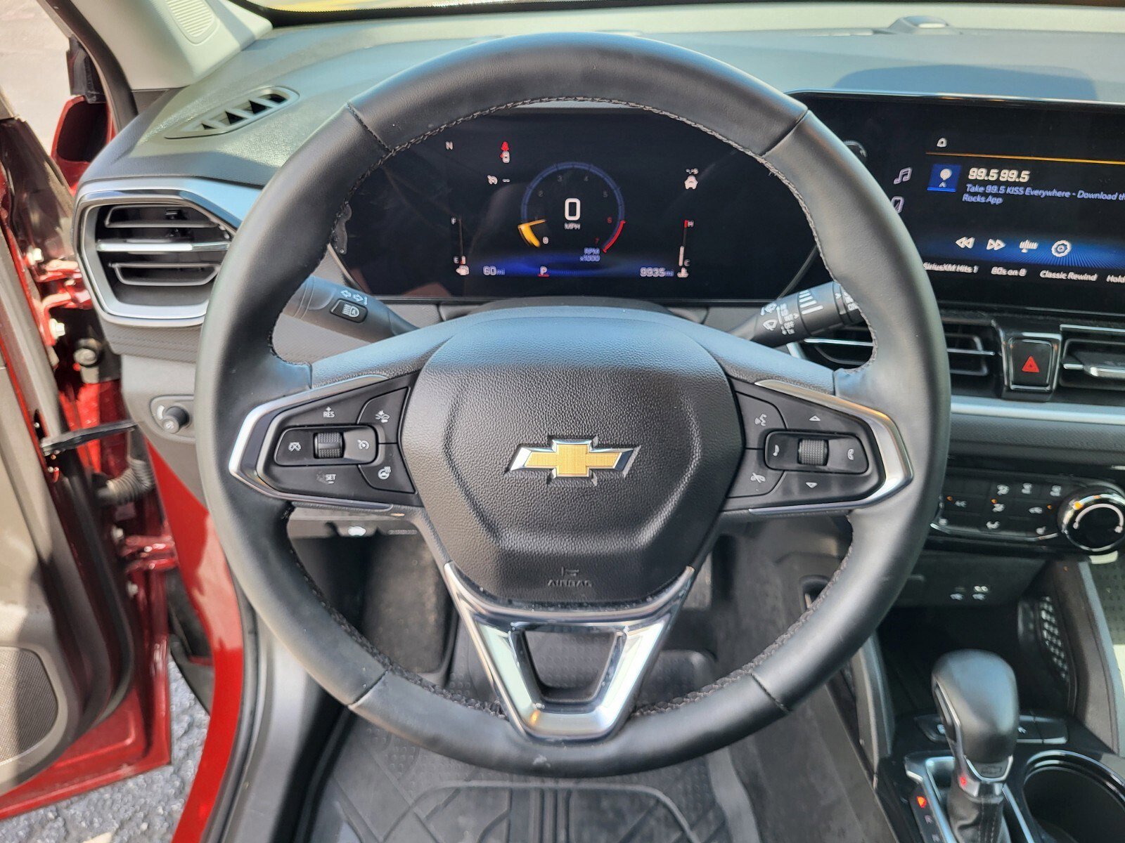 Used 2025 Chevrolet TrailBlazer LT w/ LT Cold Weather Package image 24