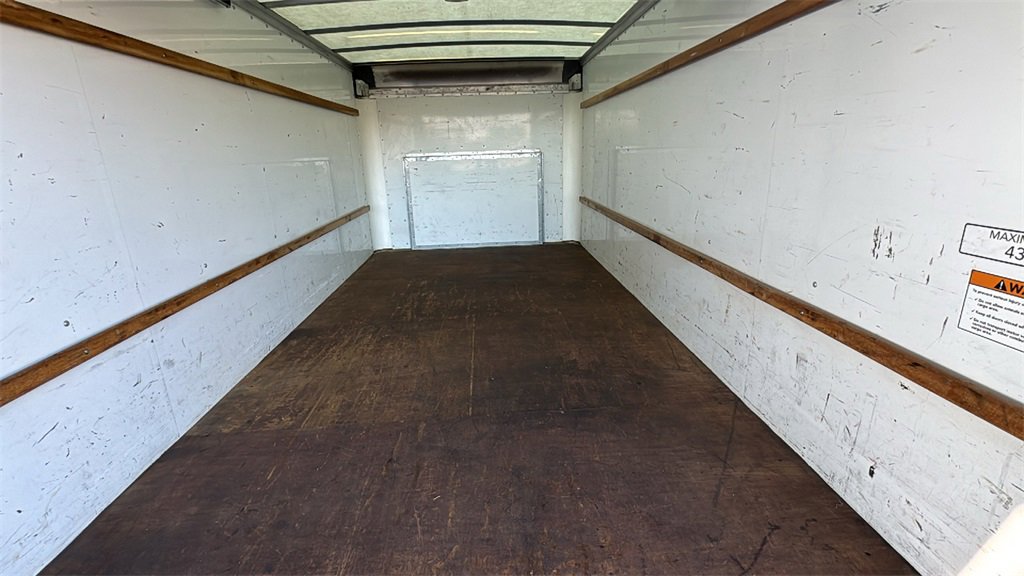 Certified 2022 Ford E-350 and Econoline 350 Super Duty image 22