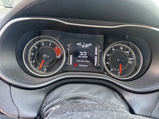 Used 2019 Jeep Cherokee Altitude image 22