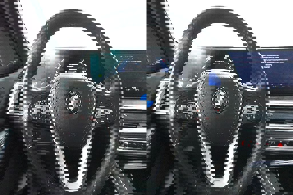 Used 2024 BMW X5 xDrive40i image 12