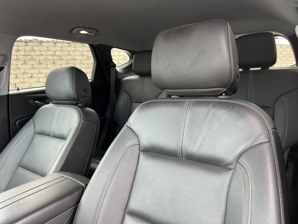 Used 2023 Chevrolet Blazer LT image 17