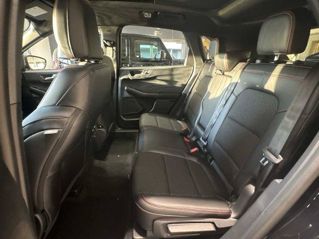Certified 2025 Ford Escape ST-Line w/ Tech Pack #1 AWD/4WD image 24