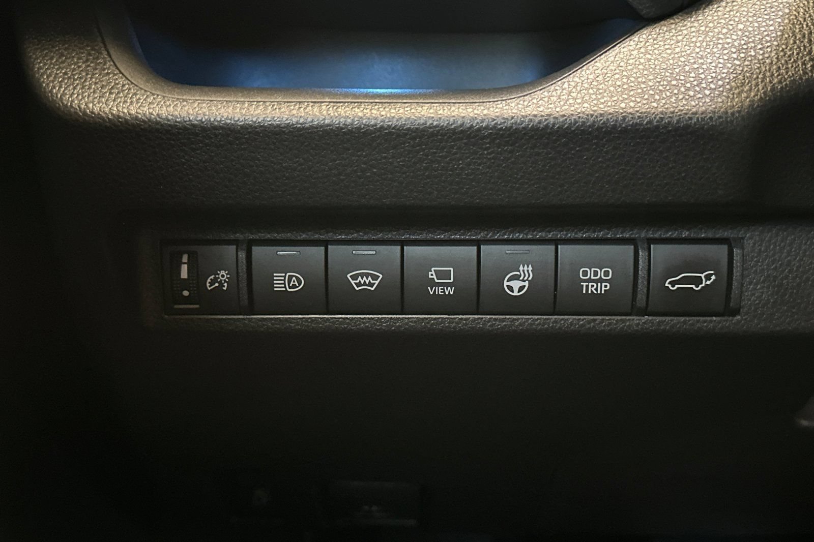 Used 2023 Toyota RAV4 XSE AWD/4WD image 29