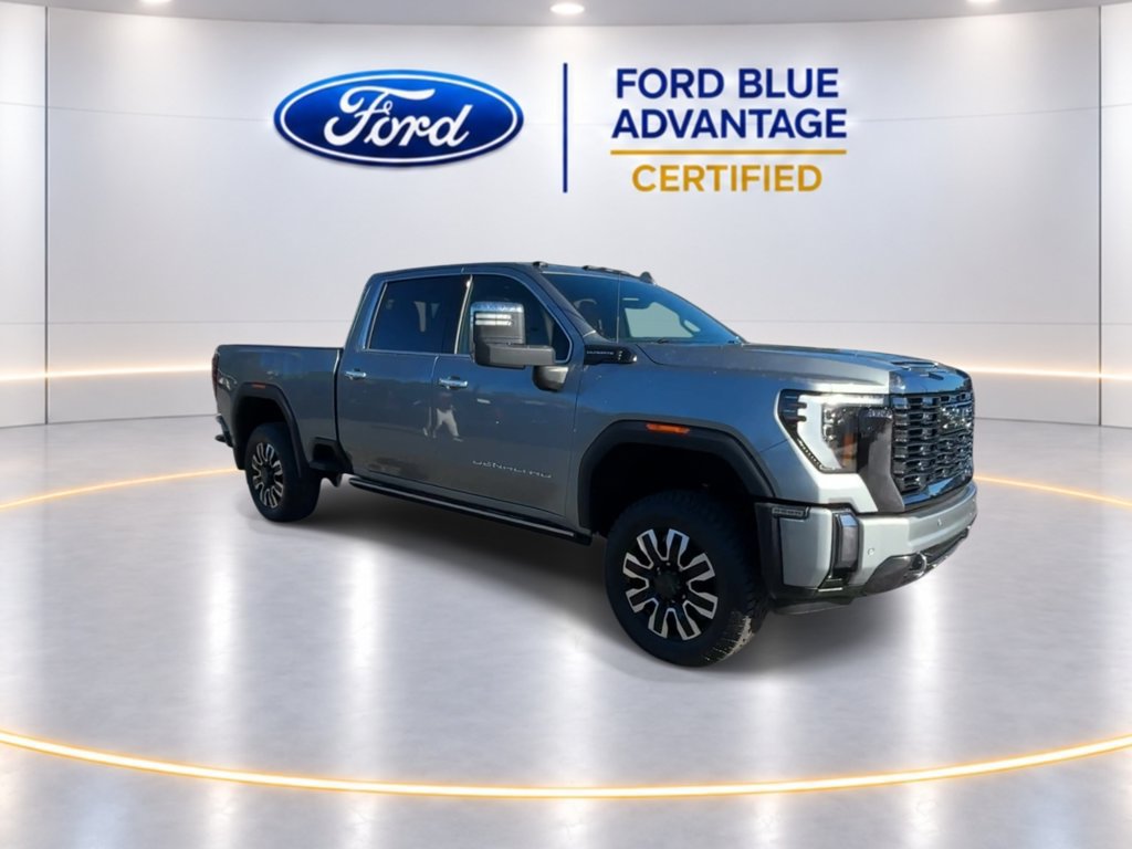 Used 2024 GMC Sierra 2500 Denali Ultimate AWD/4WD image 3