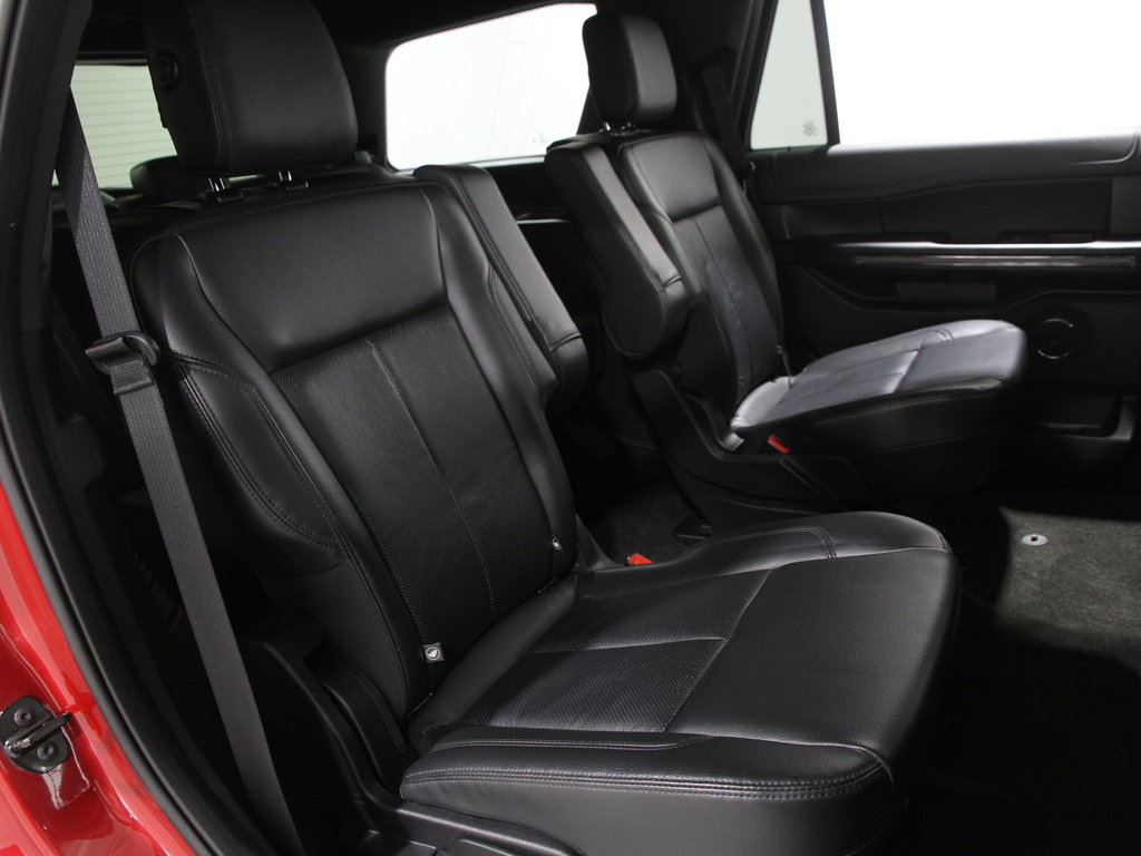 Certified 2020 Ford Expedition XLT w/ Equipment Group 202A image 20