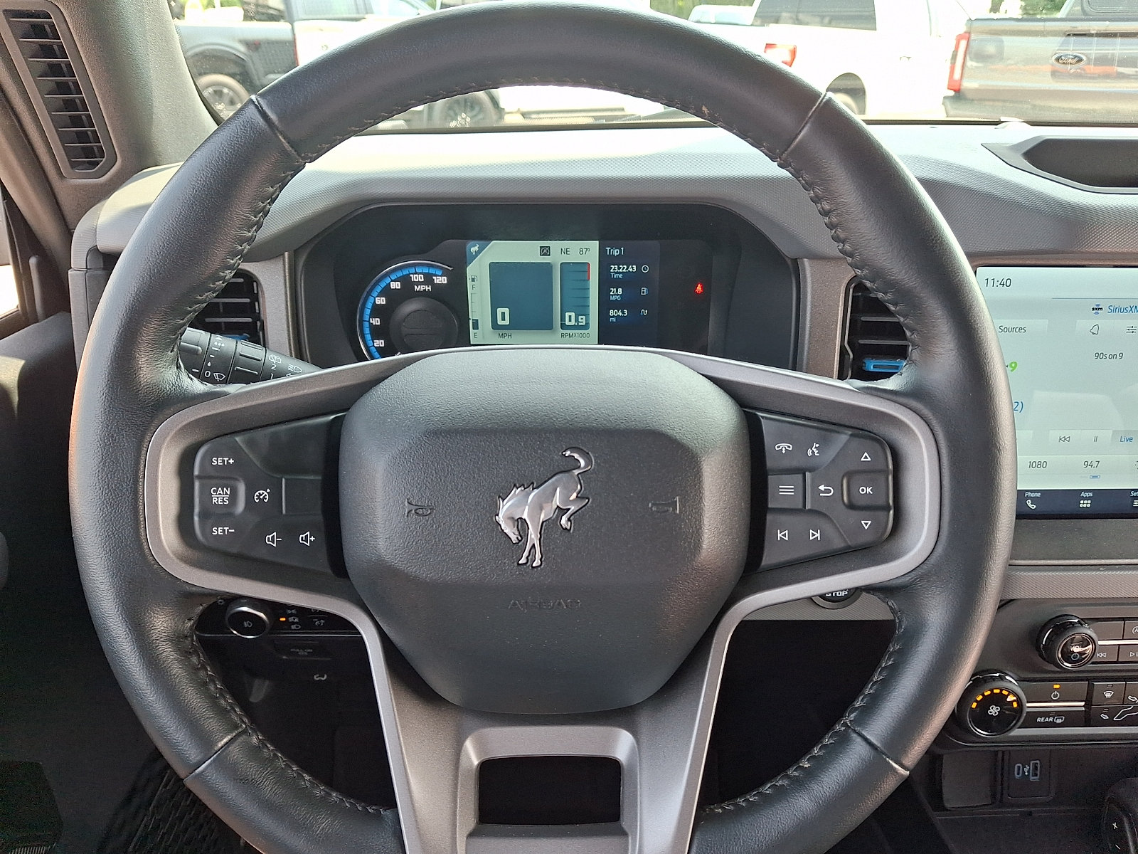 Certified 2024 Ford Bronco Black Diamond AWD/4WD image 23