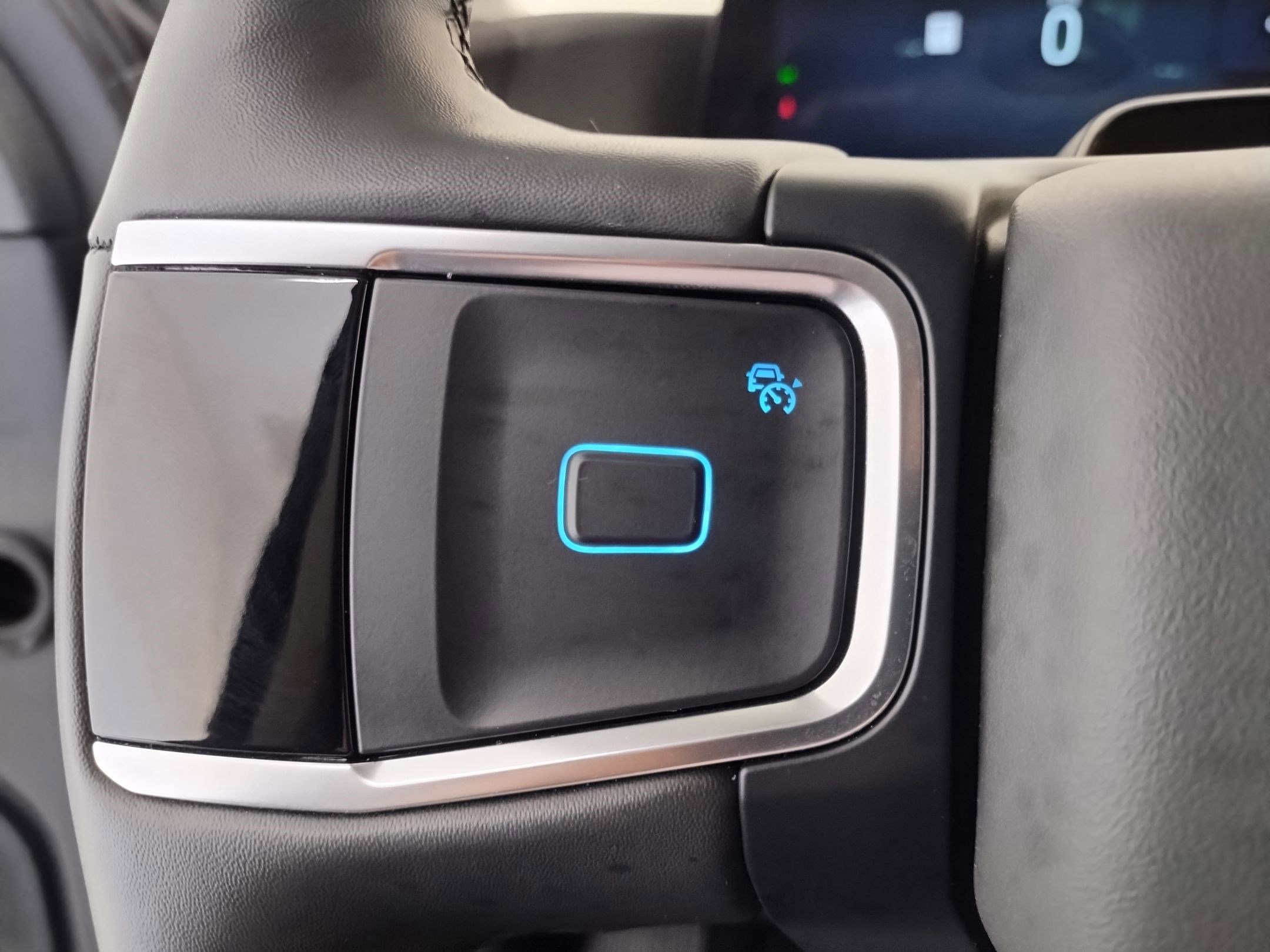 Certified 2025 Ford Expedition Active image 28