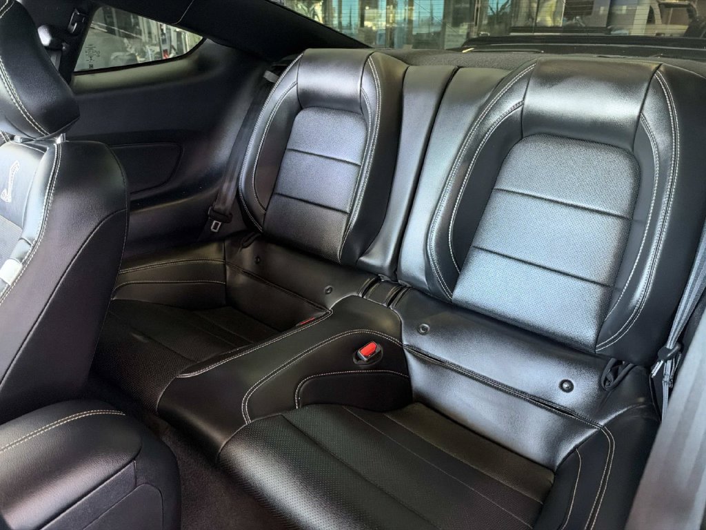 Certified 2022 Ford Mustang Shelby GT500 w/ Technology Package RWD image 11