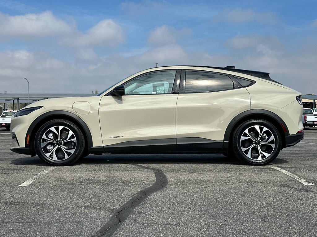 Certified 2025 Ford Mustang Mach-E Select w/ Comfort Package Lite image 2