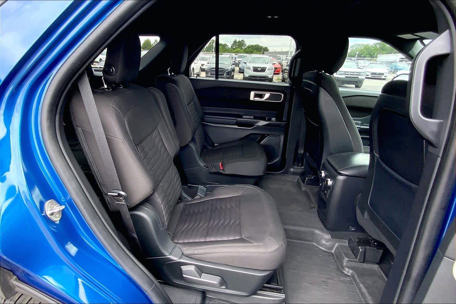 Certified 2020 Ford Explorer XLT RWD image 19