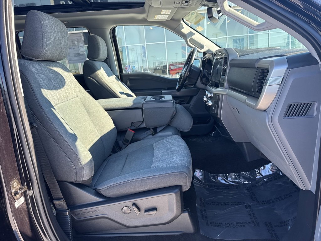 Certified 2022 Ford F150 XLT w/ Equipment Group 302A High image 30