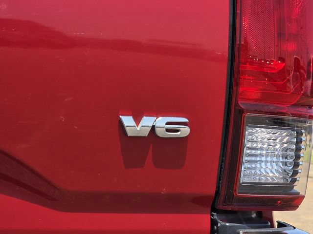Used 2018 Toyota Tacoma TRD Off-Road RWD image 29