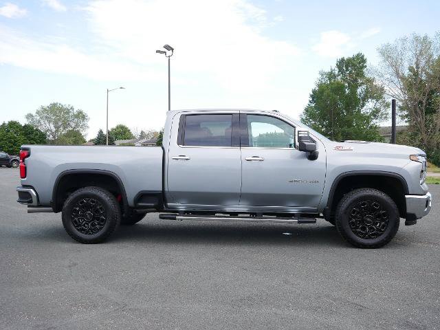 Used 2024 Chevrolet Silverado 2500 LTZ w/ LTZ Plus Package AWD/4WD image 6