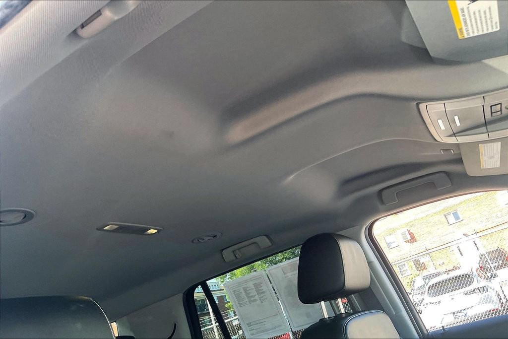 Used 2019 Chevrolet Tahoe LT AWD/4WD image 21