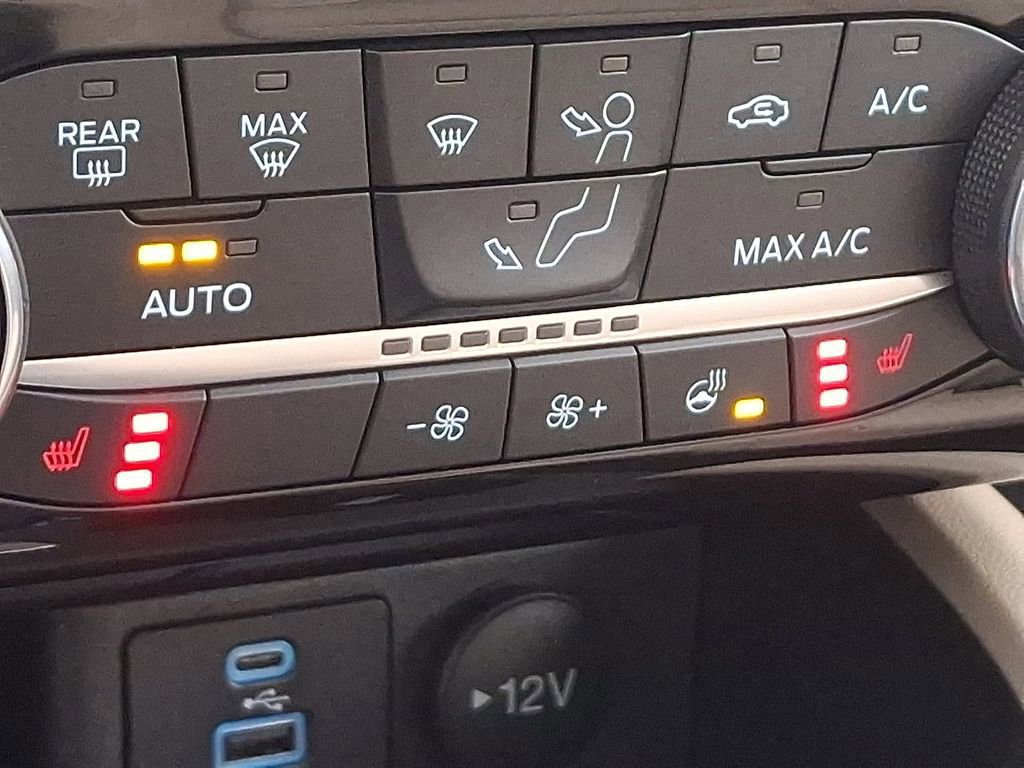 Certified 2022 Ford Escape SEL w/ Technology Package image 26