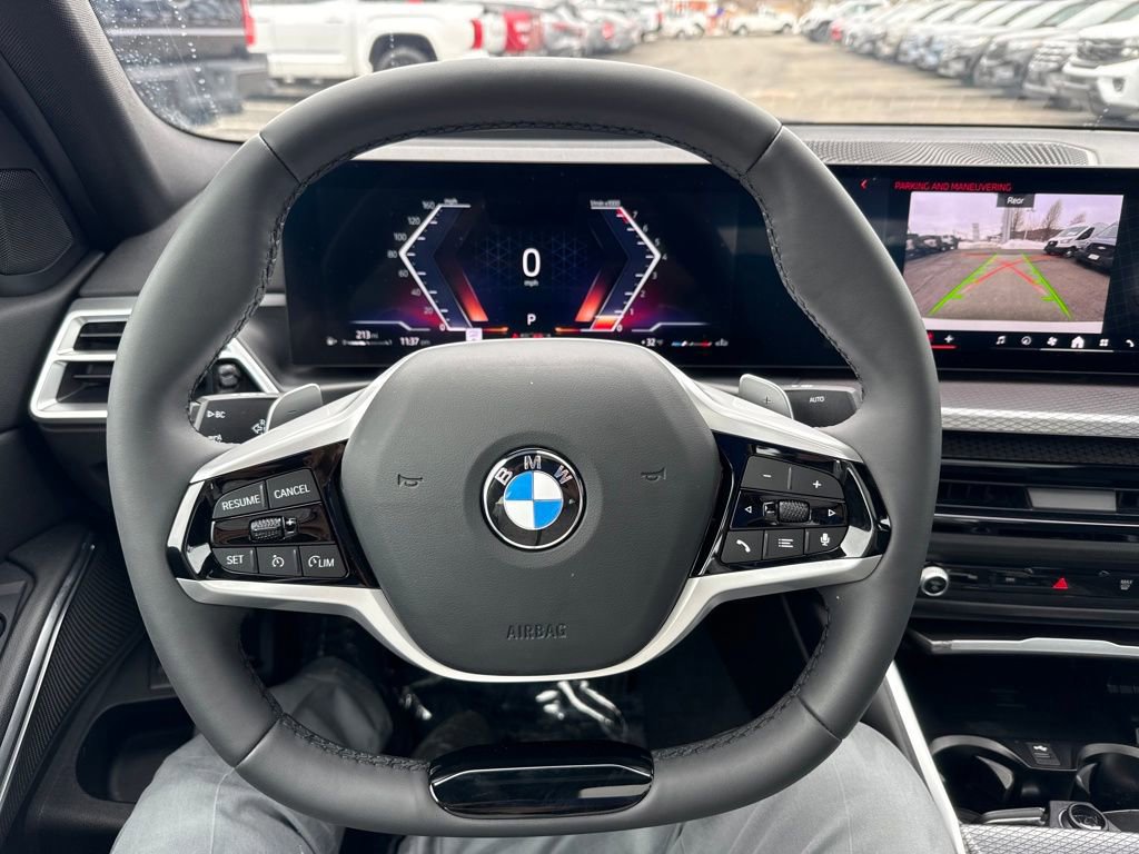 Used 2025 BMW 330i xDrive Sedan w/ Premium Package image 39
