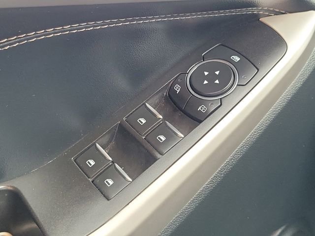 Certified 2022 Ford Explorer XLT w/ Equipment Group 202A image 13