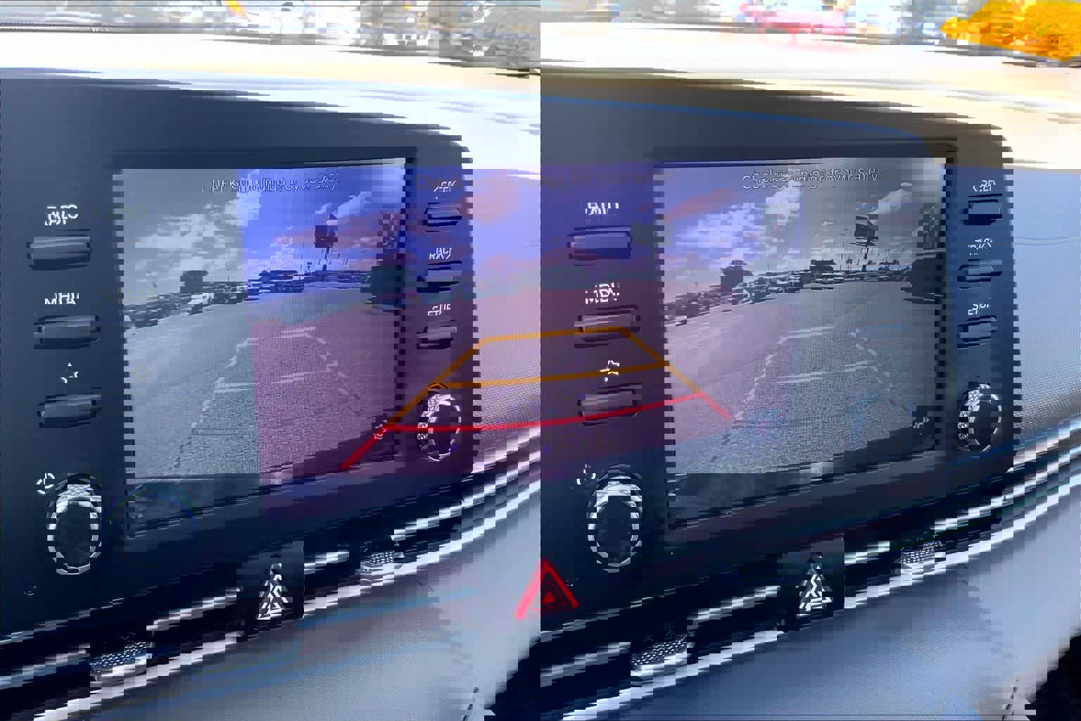 Used 2022 Hyundai Elantra SEL image 25