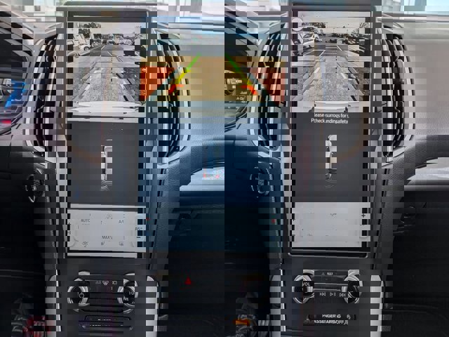 Certified 2022 Ford Edge SE w/ Black Appearance Package image 21