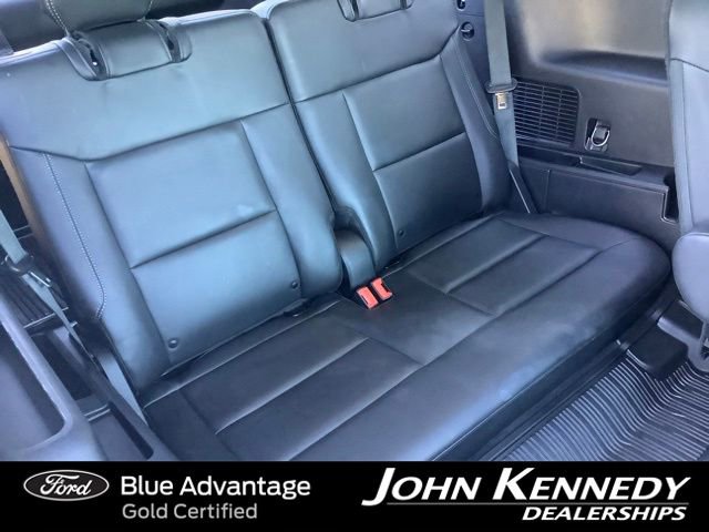 Certified 2022 Ford Explorer XLT w/ Equipment Group 202A AWD/4WD image 16