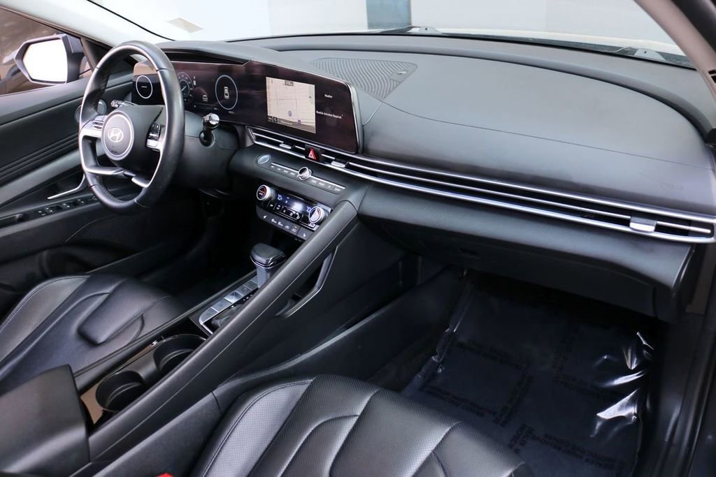 Used 2024 Hyundai Elantra Limited FWD image 29