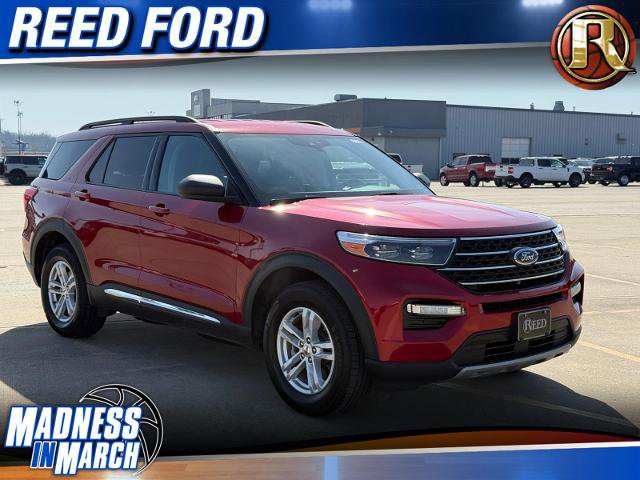 Certified 2022 Ford Explorer XLT w/ Equipment Group 202A image 1