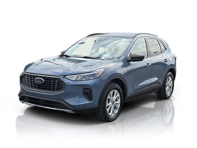 Certified 2024 Ford Escape Active w/ Tech Pack #1 AWD/4WD image 2