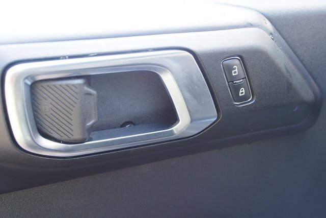Certified 2025 Ford Bronco Outer Banks AWD/4WD image 19