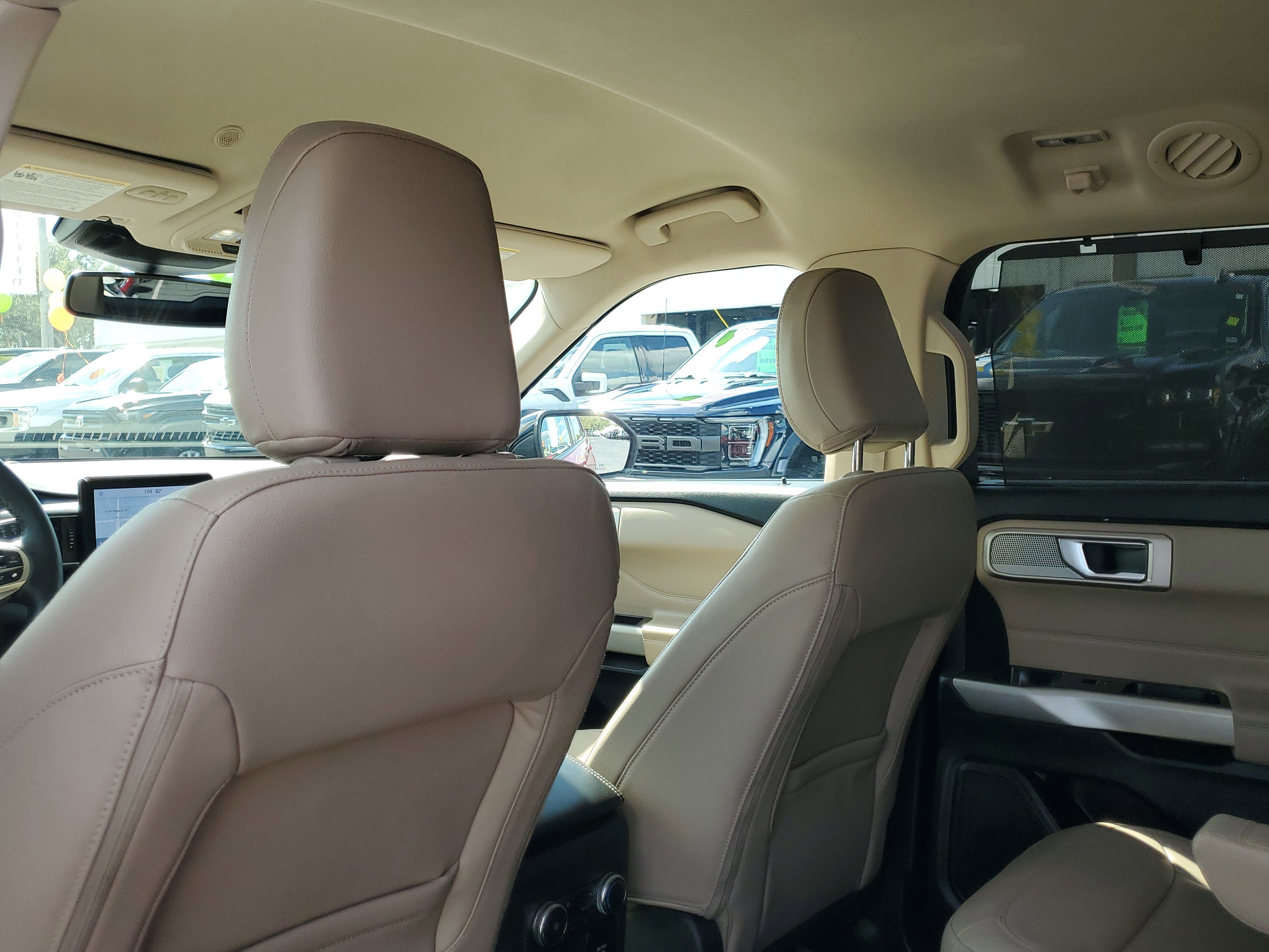 Certified 2021 Ford Explorer Limited w/ Equipment Group 301A image 16