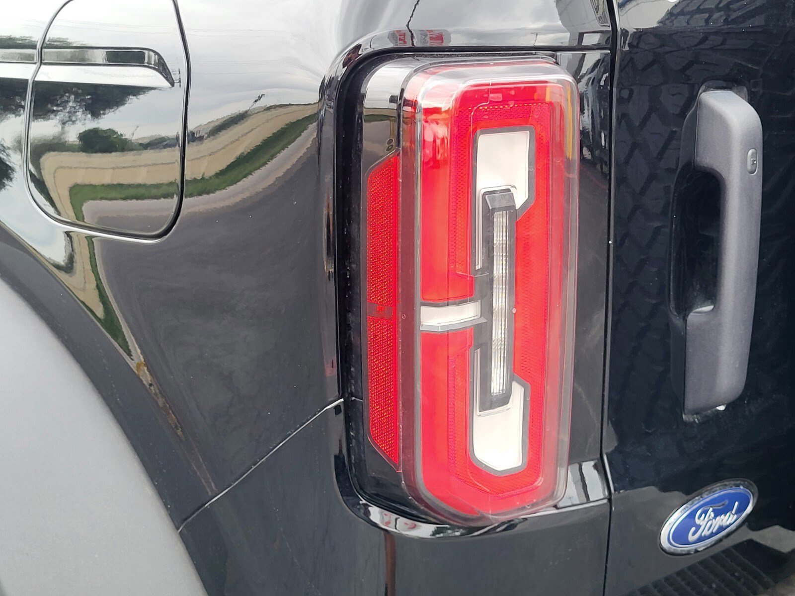 Certified 2024 Ford Bronco Badlands image 10