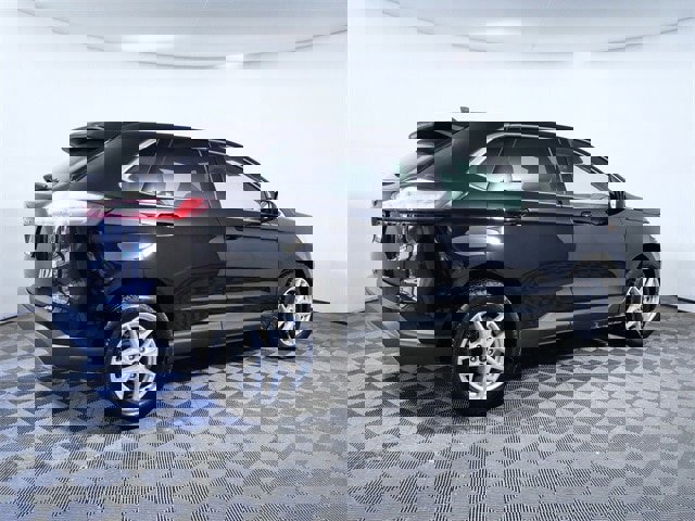 Certified 2024 Ford Edge SEL w/ Convenience Package image 4