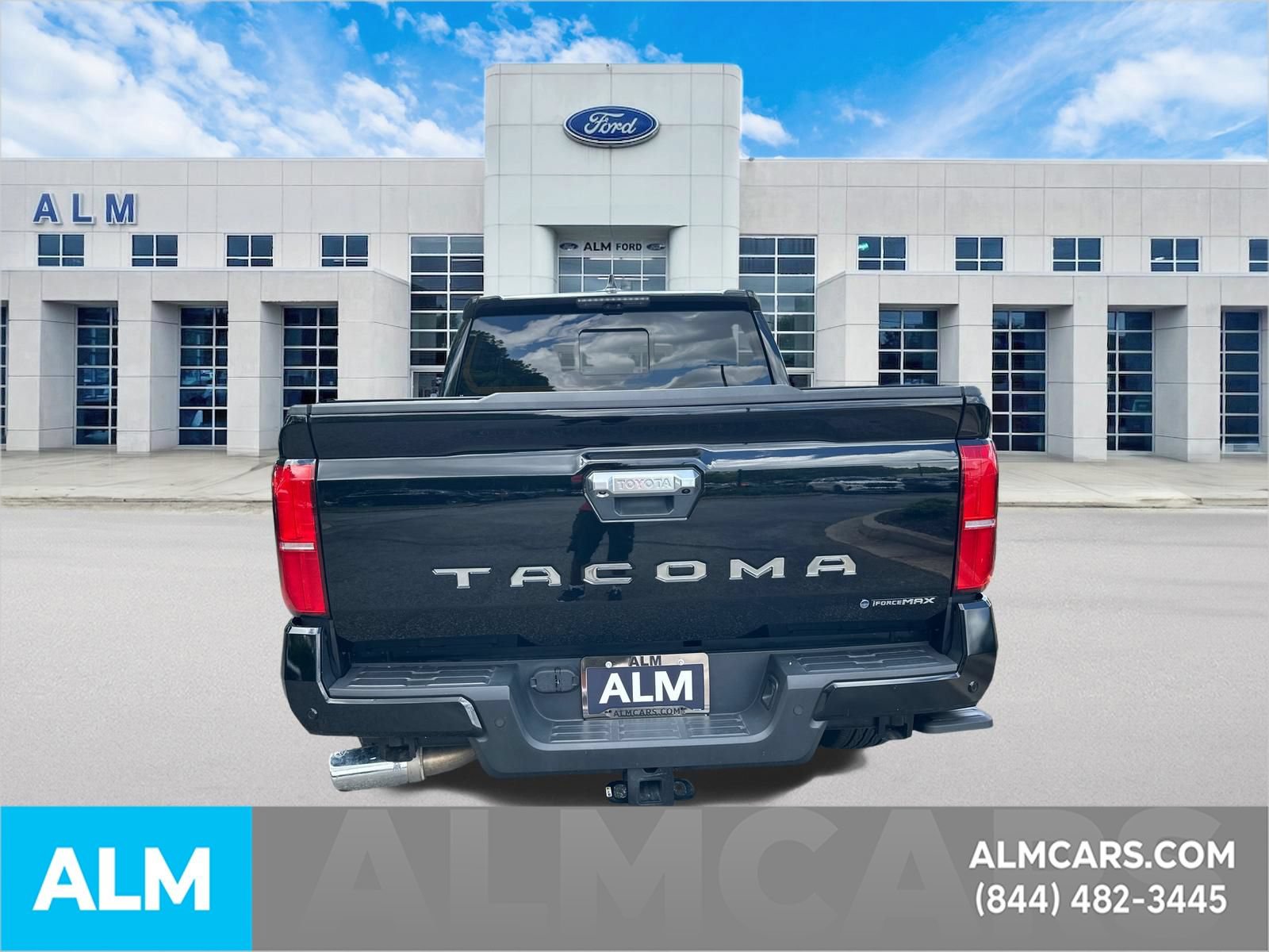 Used 2024 Toyota Tacoma Limited AWD/4WD image 6