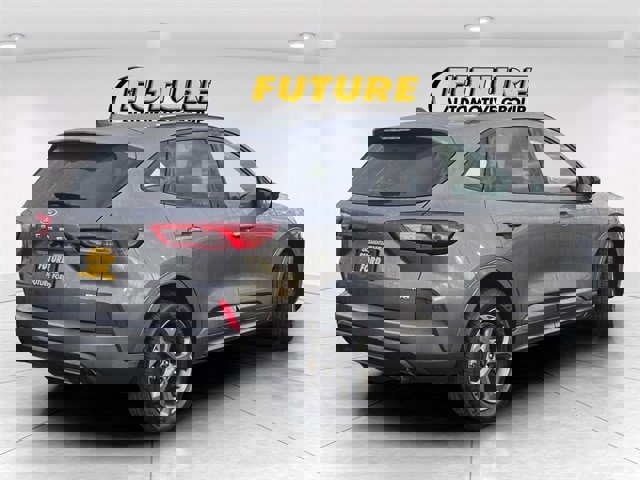 Certified 2024 Ford Escape ST-Line image 3