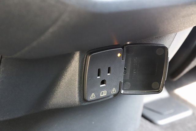 Certified 2025 Ford Expedition Platinum w/ Driver's Package image 21