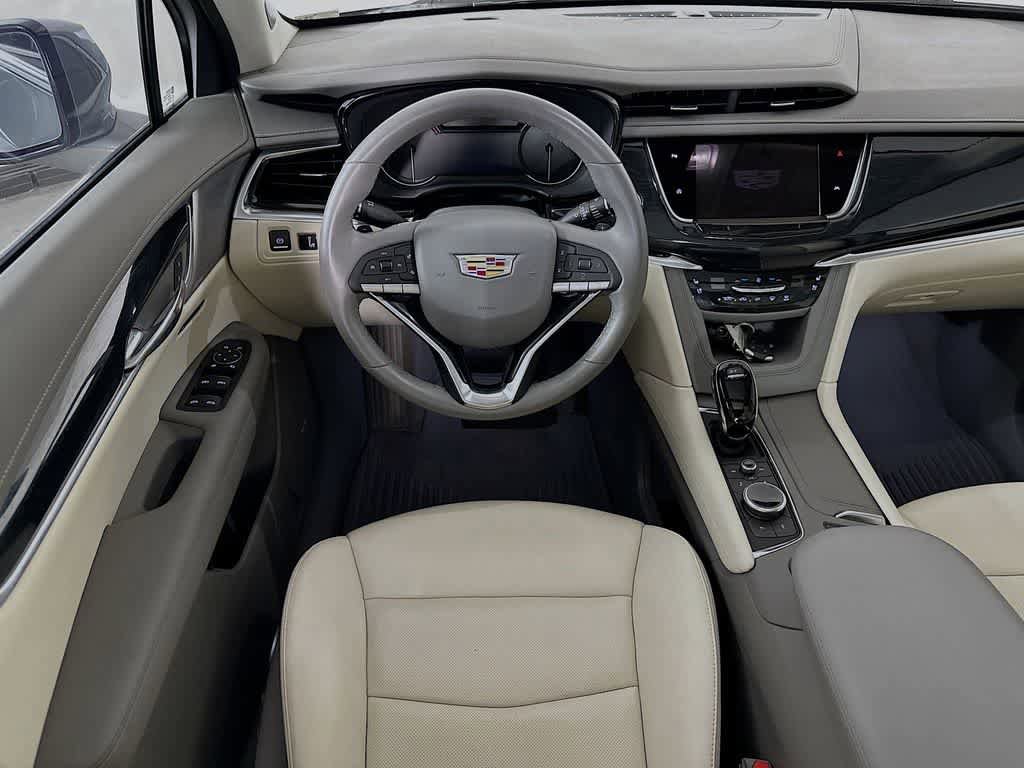 Used 2024 Cadillac XT6 Premium Luxury AWD/4WD image 10