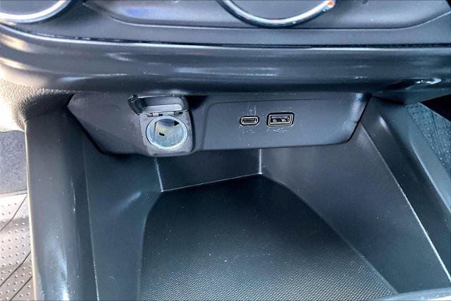 Used 2024 Chevrolet Trax LS w/ LS Convenience Package FWD image 32