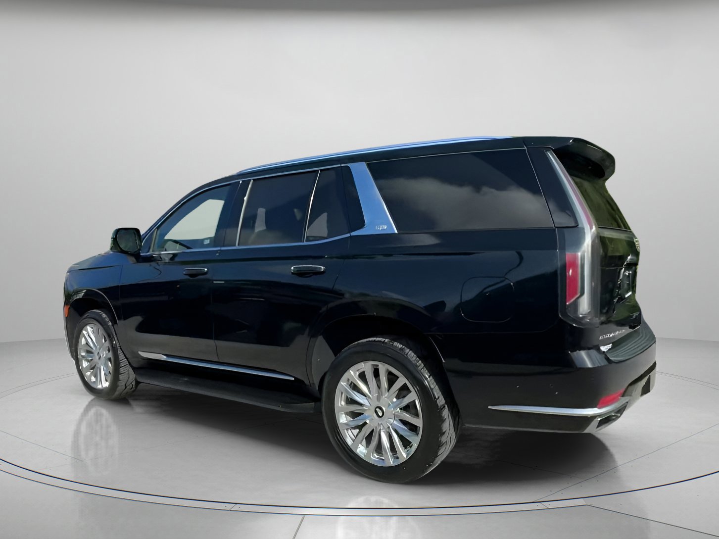 Used 2023 Cadillac Escalade Premium Luxury image 11