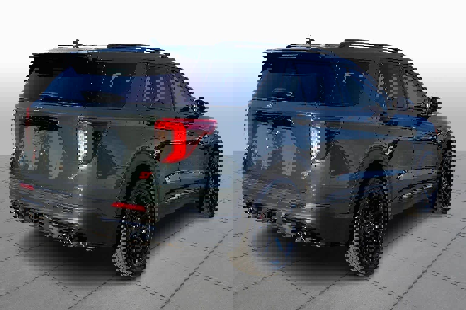 Certified 2024 Ford Explorer ST w/ Equipment Group 401A image 3