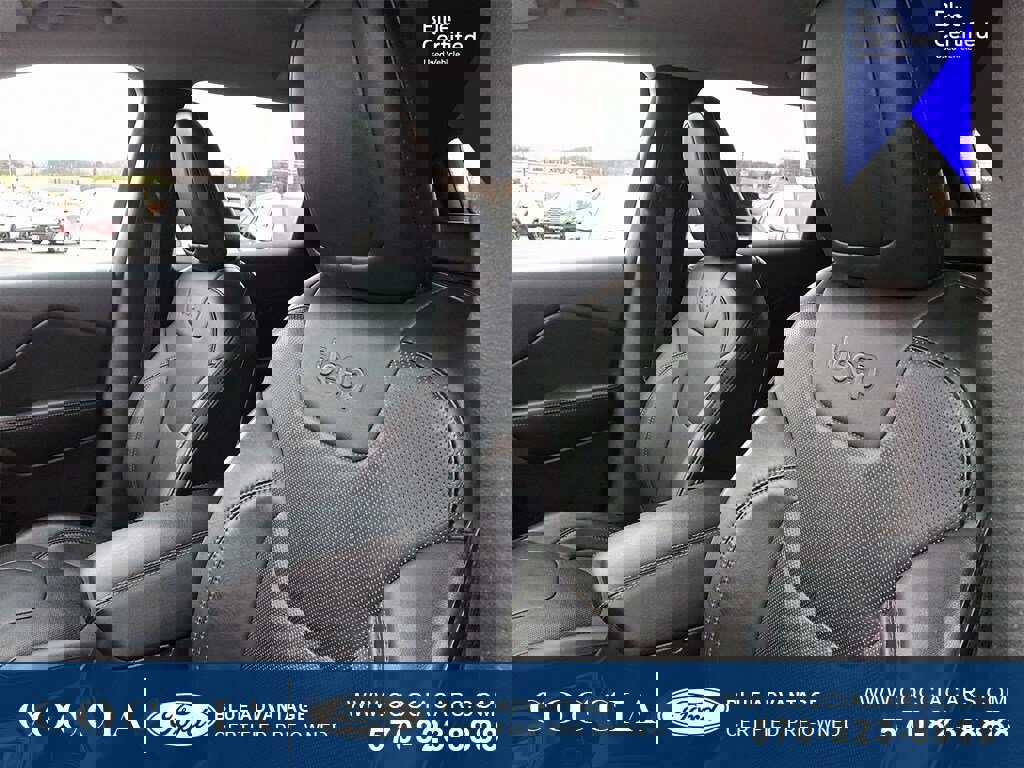 Used 2019 Jeep Cherokee Limited image 14