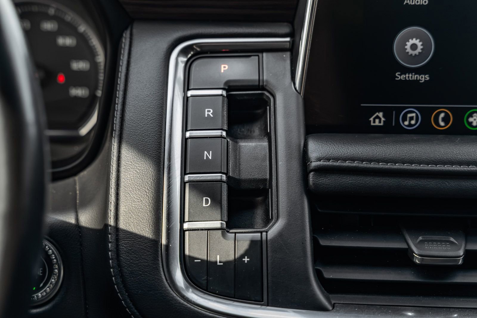 Used 2021 Chevrolet Tahoe LT image 28