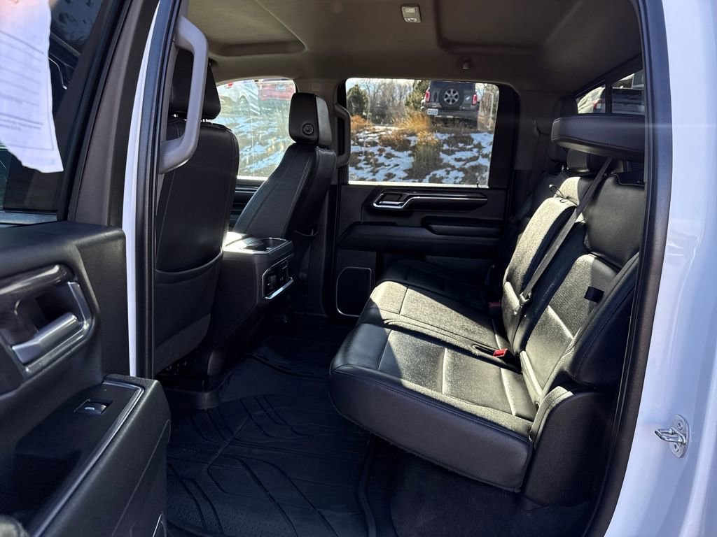 Used 2024 Chevrolet Silverado 3500 LTZ w/ LTZ Convenience Package image 19