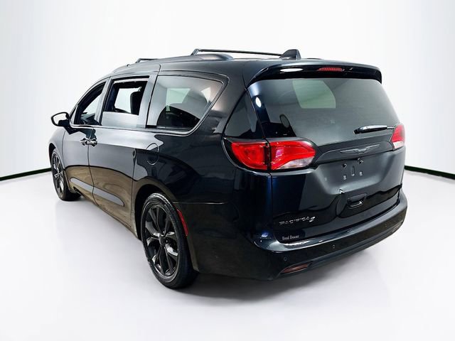 Used 2020 Chrysler Pacifica Touring w/ S Appearance Package image 7