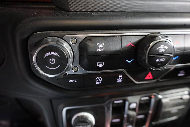 Used 2020 Jeep Gladiator Rubicon AWD/4WD image 19